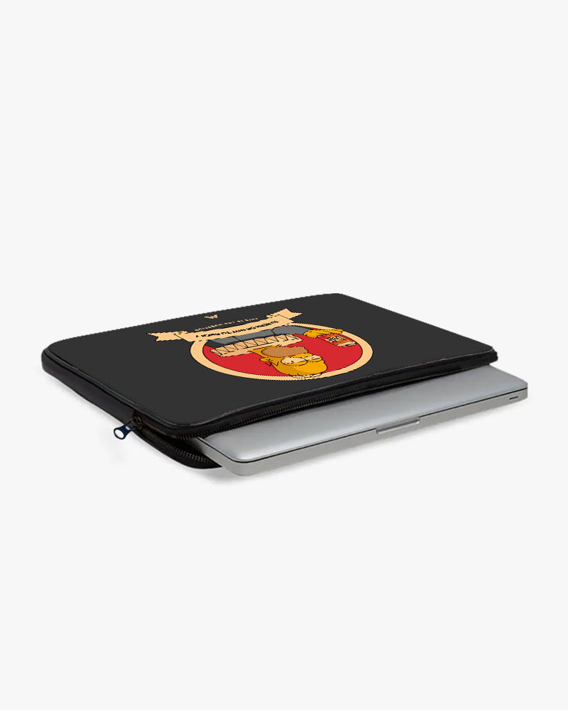 To Beer or Not to Beer MacBook / Laptop-Sleeve